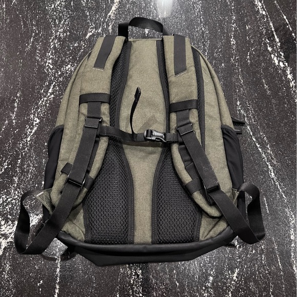 Oakley Transit Sport Backpack Utility Laptop Work Outdoor Water Repellent - Picture 5 of 16